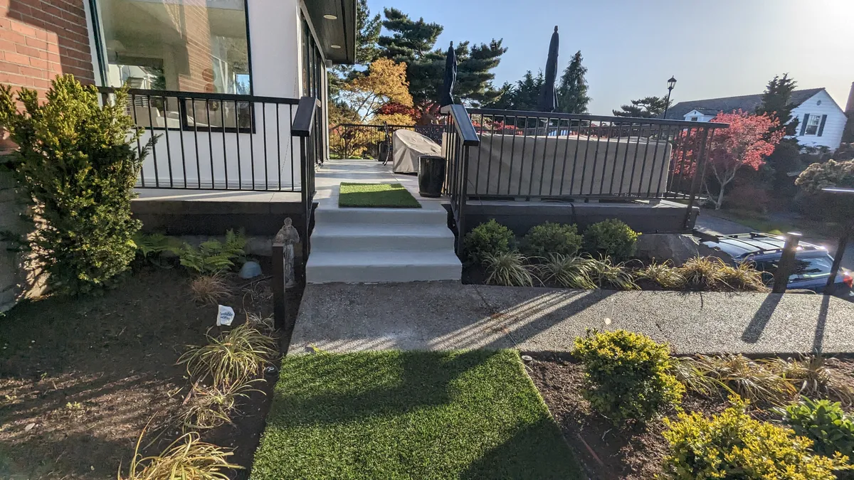 backyard putting green