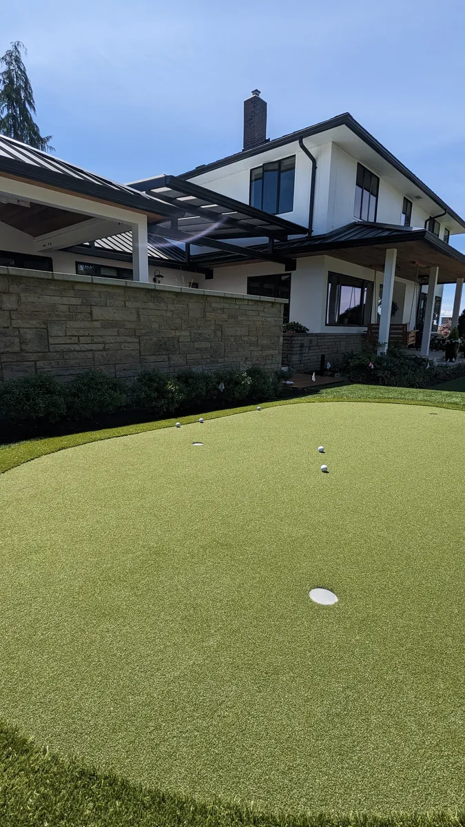 backyard putting green