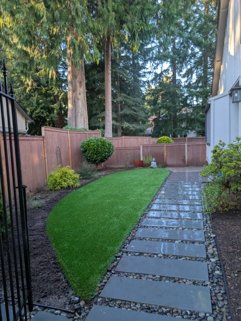Landscape Select HD Artificial Turf Mill Creek Backyard